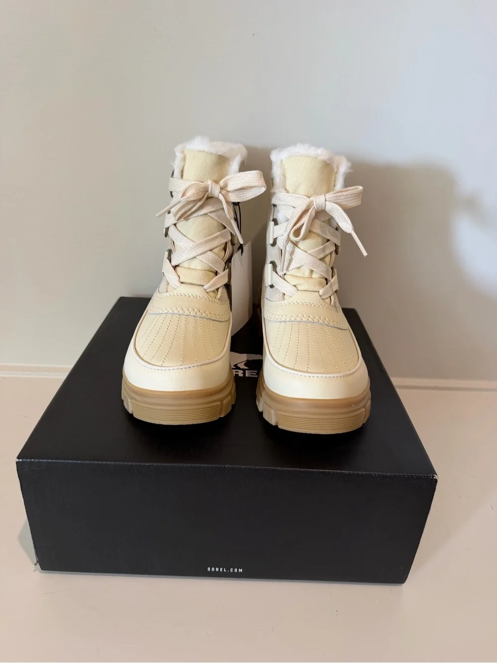 Sorel Cream and Tan Winter Lace-Up Boots with Faux Fur Collar